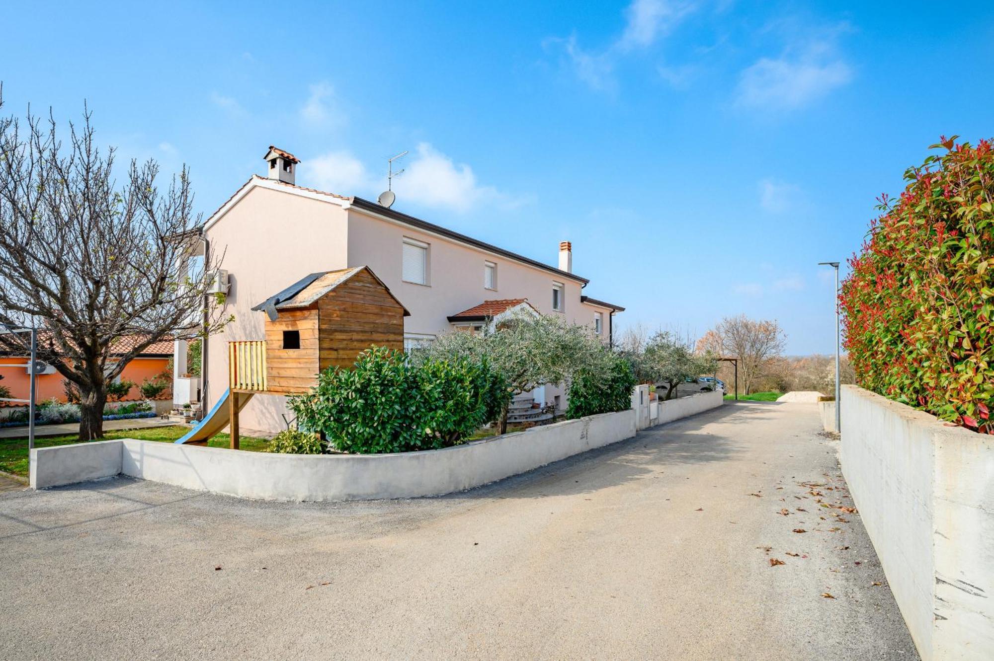 Charming Apartments Rose 1&2 With Pool Porec Luaran gambar
